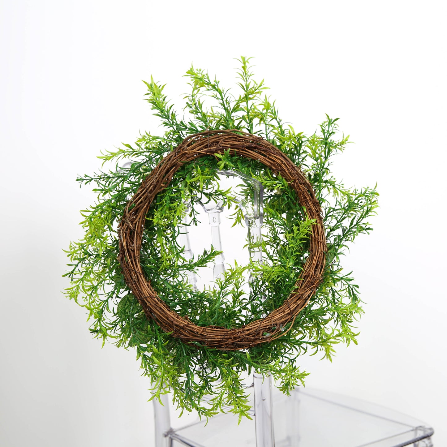 Artificial Green Leaf Eucalyptus Wreath,Berry Wreath for Spring,Summer, Front Door Window Hanging Wall Party Decorations