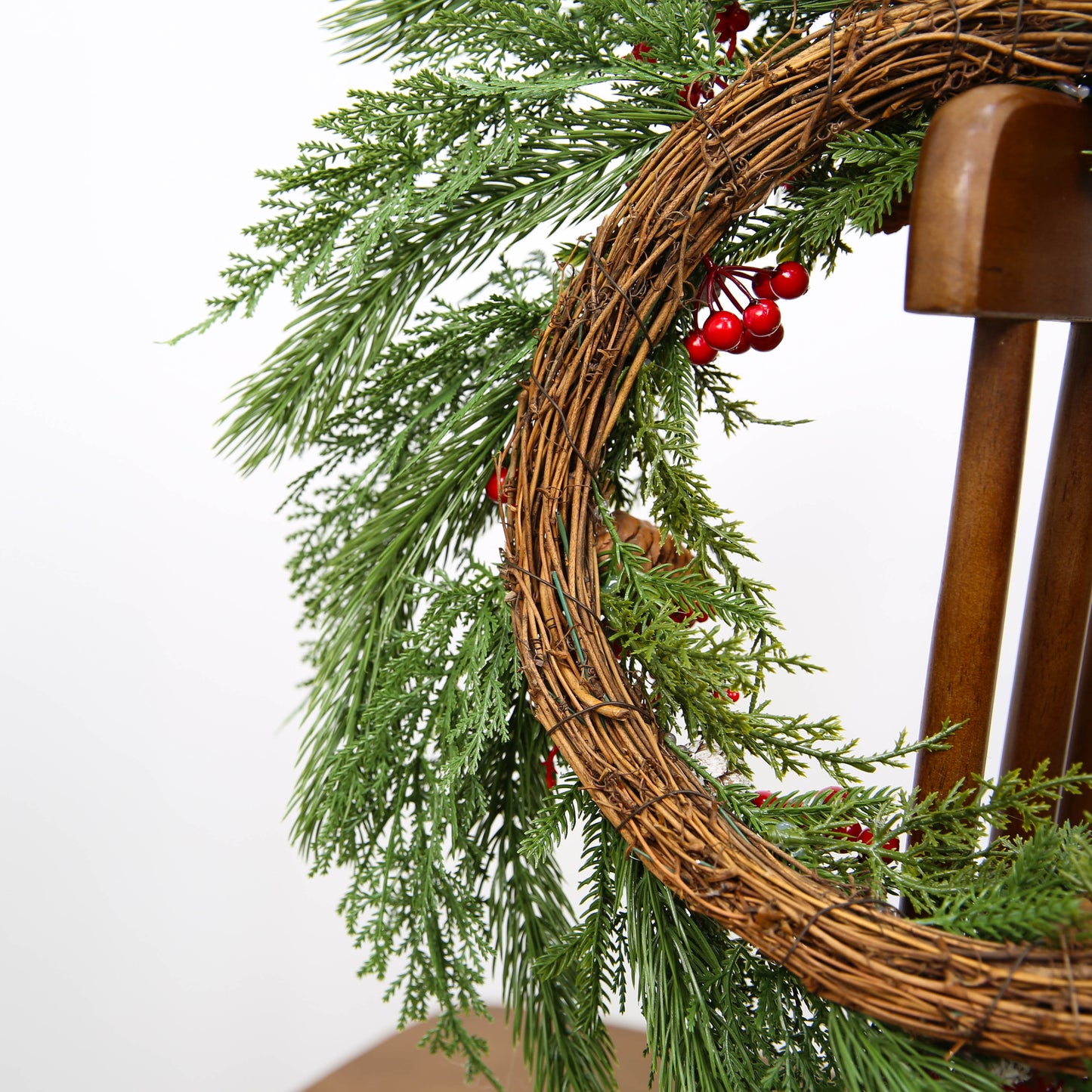 Christmas Wreath Decor Artificial Wreath Decorations for Indoor Outdoor Use